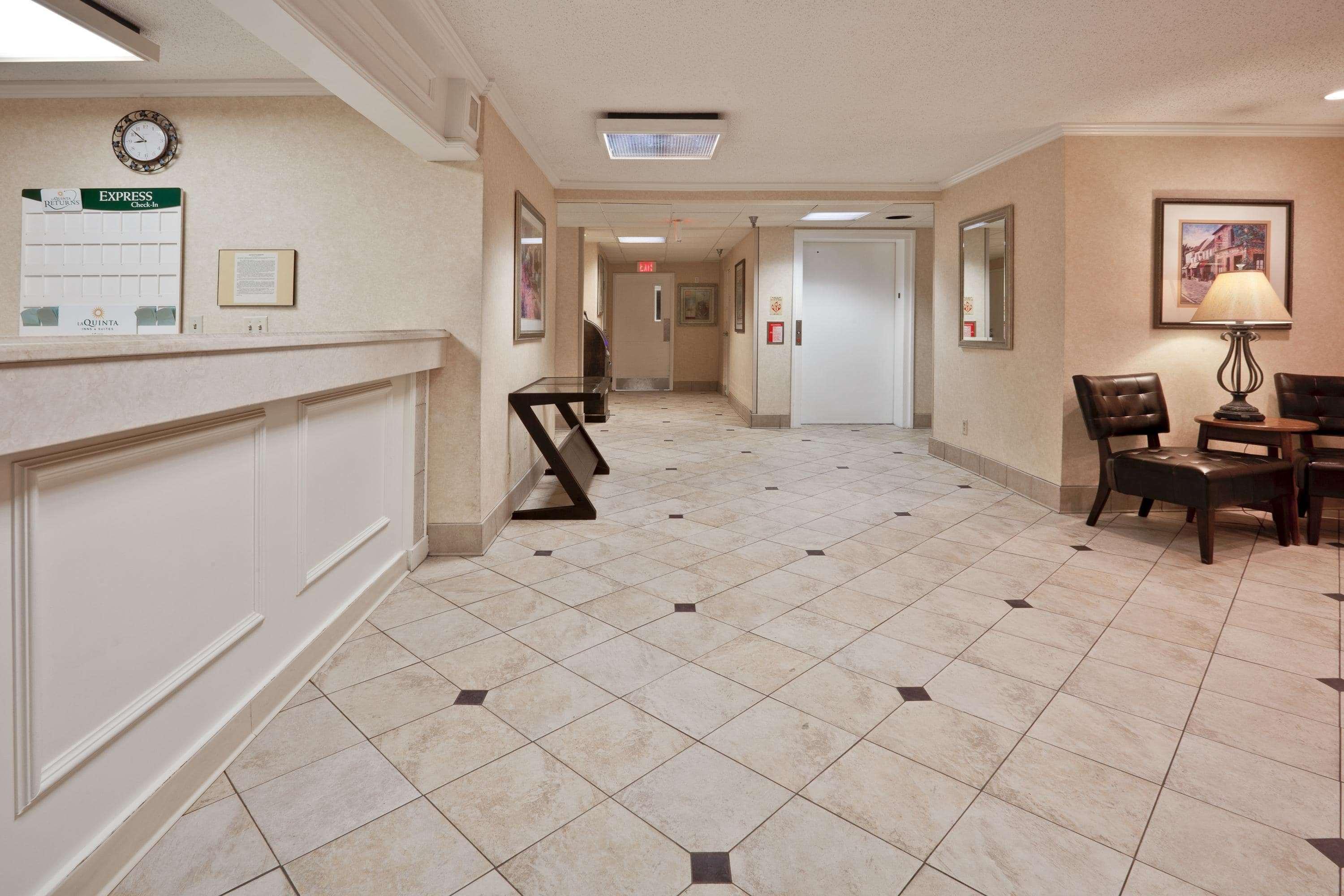 Hotel La Quinta By Wyndham Tampa Fairgrounds - Casino Mango Exteriér fotografie