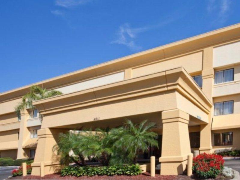Hotel La Quinta By Wyndham Tampa Fairgrounds - Casino Mango Exteriér fotografie
