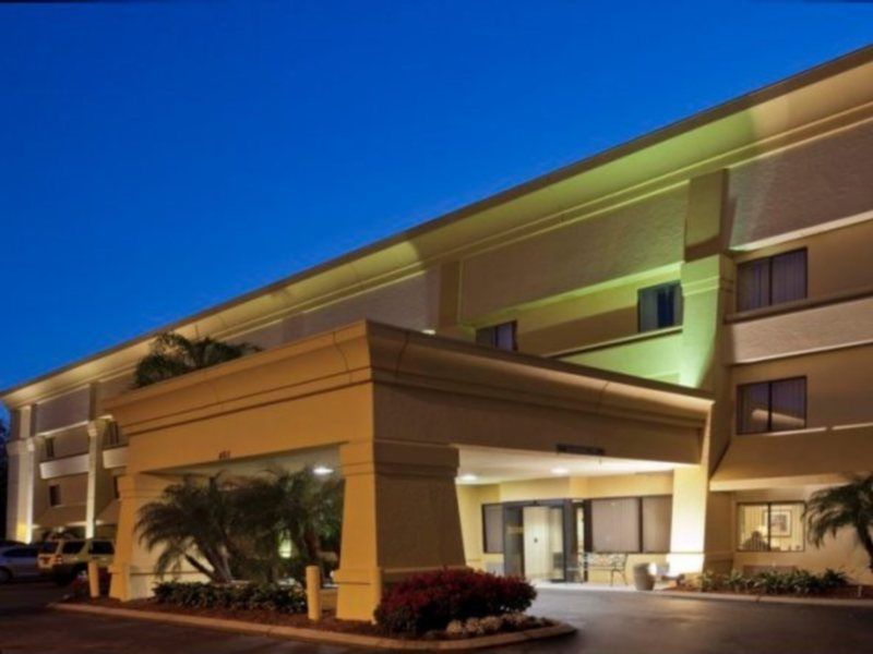 Hotel La Quinta By Wyndham Tampa Fairgrounds - Casino Mango Exteriér fotografie